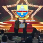 Gubernur Al Haris Raih Penghargaan Akreditasi Kearsipan Tingkat Nasional