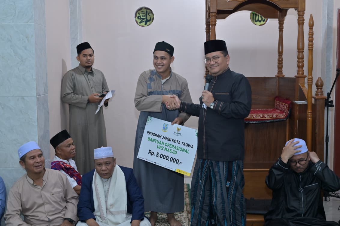 Safari Ramadhan 1447 H, Wali Kota Maulana Beri Bantuan Akses Wifi Gratis di Tempat Ibadah
