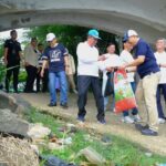 Pemprov Jambi Wujudkan Gerakan Indonesia ASRI, Wagub Sani Pimpin Gotong Royong Massal di Danau Sipin