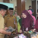 Abdullah Sani Buka Bazar Ramadhan BKOW, Dorong UMKM Perempuan Naik Kelas