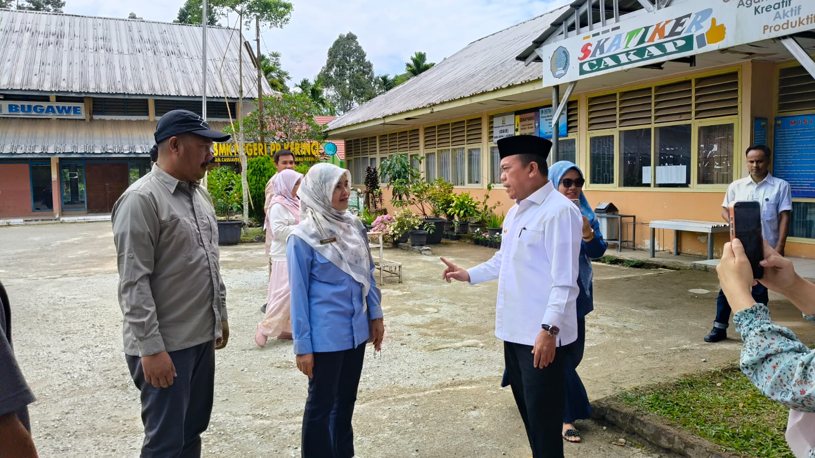 Kunker ke Kerinci, Gubernur Al Haris Merasa Bangga Saat Tinjau SMK PP 3 Kerinci