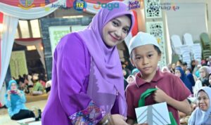 Menuju Hari Raya Idul Fitri 1447 H, TP-PKK dan Pemkot Jambi Santuni Ratusan Anak Yatim