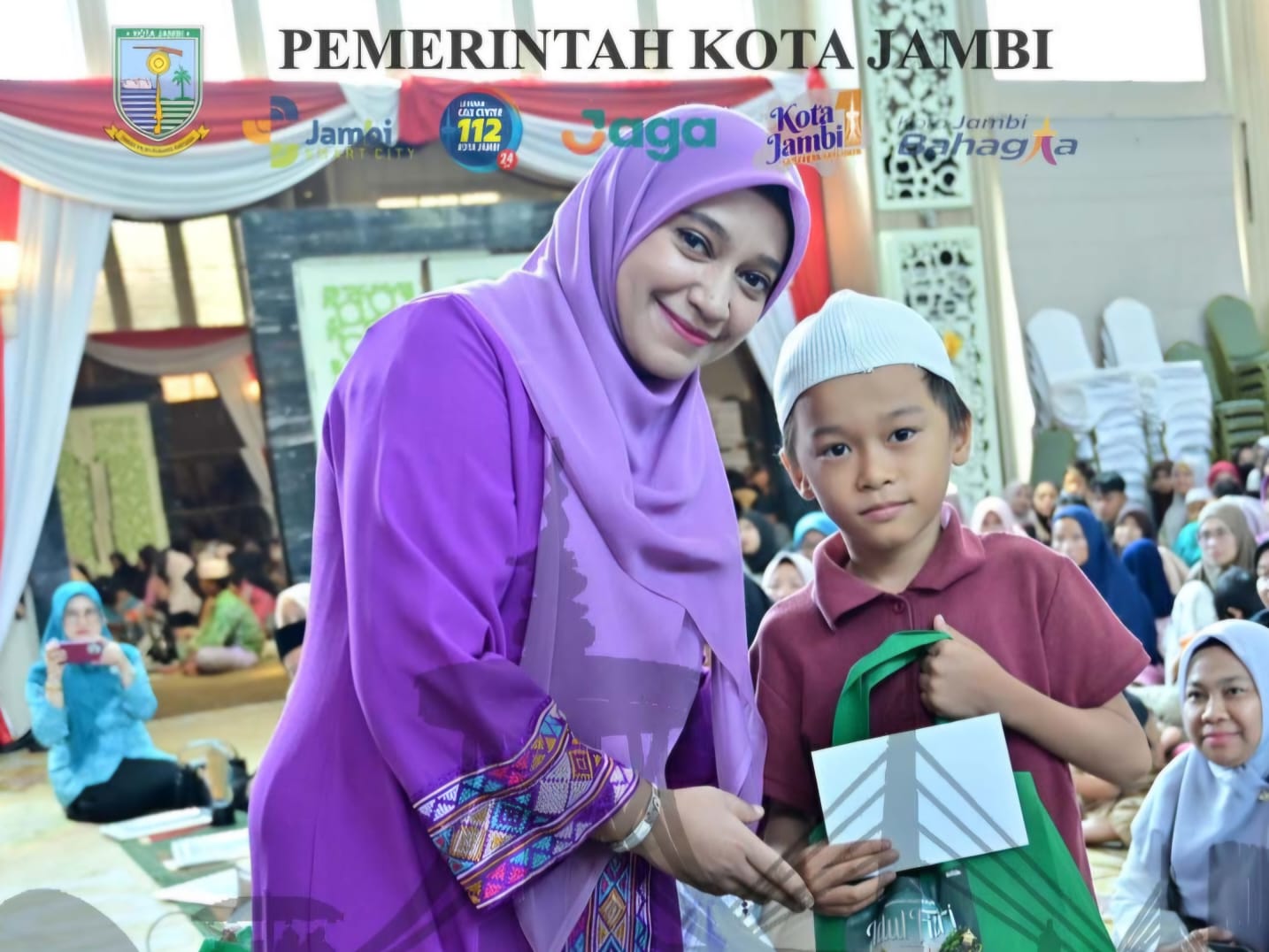 Menuju Hari Raya Idul Fitri 1447 H, TP-PKK dan Pemkot Jambi Santuni Ratusan Anak Yatim