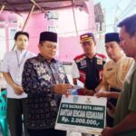 Kompak Bersama Maulana-Diza Tinjau Dan Langsung Berikan Bantuan Korban Kebakaran Kenali Besar