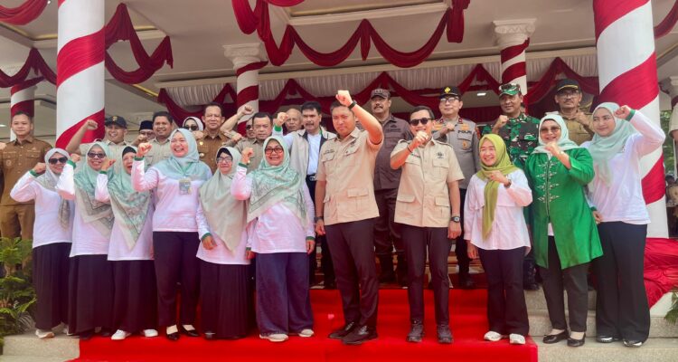 Saat Dampingi Wamen Pertanian RI, Gubernur Al Haris Berikan Apresiasi Pada HKTI dan Wanita Tani