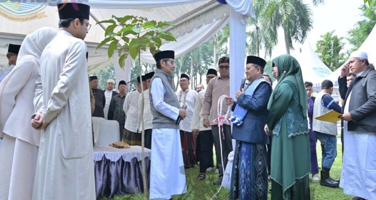 Wali Kota Maulana Bersama Wawako Diza Pastikan Pendistribusian Daging Kurban Dari Pemkot Jambi Tepat Sasaran